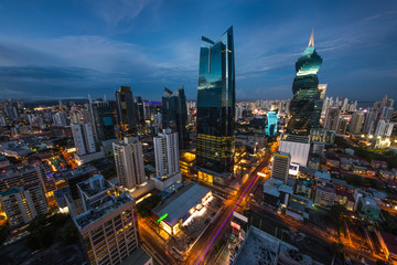 Obraz premium Panama City in the twilight in Panama City