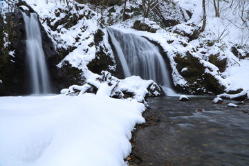 冬の十二滝　Winter waterfall 