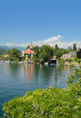 Fototapeta na wymiar Urlaubsort Millstatt am See am Millstättersee in Kärnten,Österreich