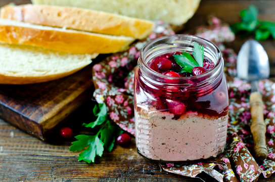 Pate of chicken (turkey) liver with cranberry jelly