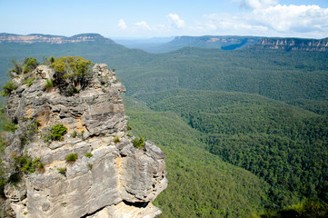 Fototapeta na wymiar Three Sisters - Blue Mountains - Australia