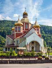 Fototapeta na wymiar Orthodox cathedral. city ​​of Yaremcha. Ukraine.
