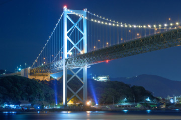 Fototapeta na wymiar 夜の関門橋