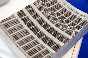 Metal mold for casting rubber tires