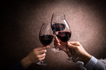 ワインで乾杯