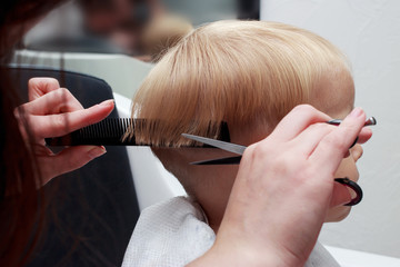 cutting hair of child