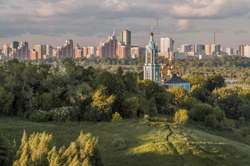 Fototapeta premium Neighborhood of nature and city. Moscow, Russia.
