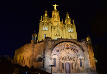 iglesia del Tibidabo, montaña de Colserola en Barcelona

