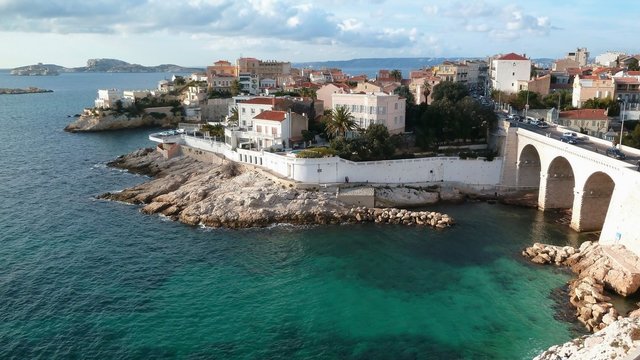 Marseille, anse de la Fausse-Monnaie, presqu&rsquo;&icirc;le de Malmousque, quartier d'Endoume (France)