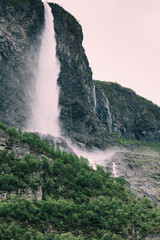 Obraz premium Waterfalls innorwegian mountains