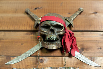 pirate skull with crossed knifes