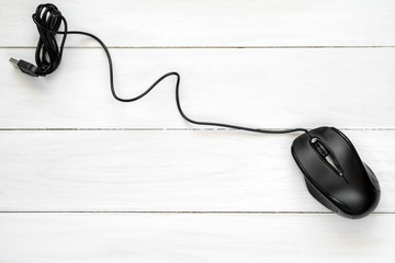 Black computer mouse