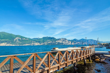 Fototapeta na wymiar Coastline in Garda Lake, Italy