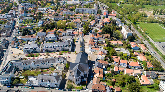 Photographie aérienne de la ville de Saint Sebastien sur Loire 