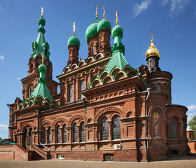 Fototapeta na wymiar Holy Trinity Cathedral in Krasnodar. Russia