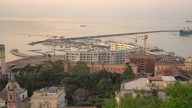 Porto e crescent Salerno