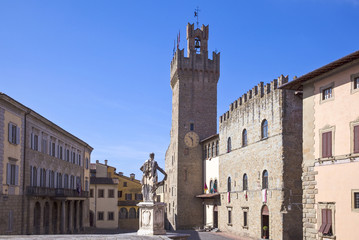 Fototapeta na wymiar The architecture and the art of the city of Arezzo