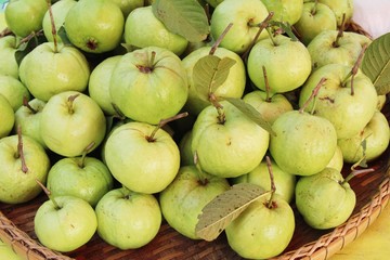 Guava fruit is delicious in the market