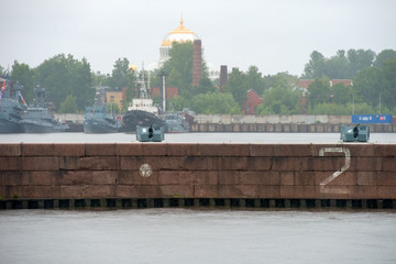 Kronshtadt, fighting anti-aircraft armament on the embankment of the winter pier, Petrovsky Park in Kronstadt (St. Petersburg) on the Gulf of Finland (Baltic sea)