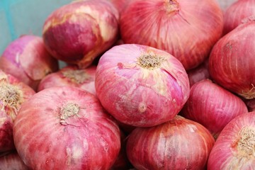 shallots for cooking at market