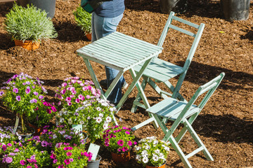 Gartenarbeit und blumen Verkauf