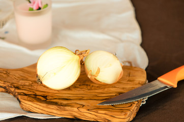 cut golden onion