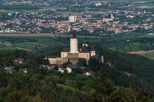 Schiessscharten Bilder Durchsuchen 95 Archivfotos, und