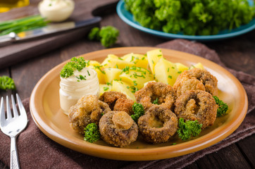 Breaded mushrooms fried with mayo