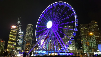 Riesenrad Hong Kong bei Nacht