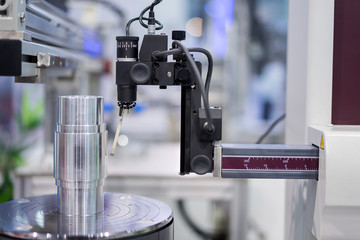 Inspection roughness cylinder parts by contour measuring machine