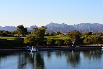 Fototapeta premium Lake Havasu City channel and golf course