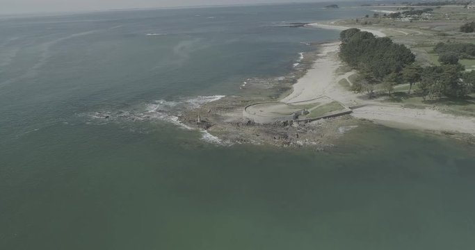 Drone footage in Bretagne - 4k - LOG - Boat - Birds - Atlantic Ocean - Morbihan - France