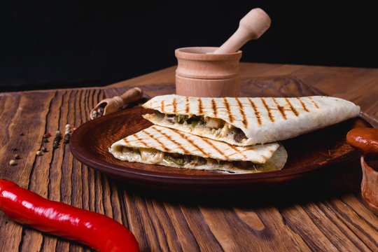 quesadilla mexican breakfas spicy food puebla mexico
