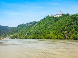 Fototapeta na wymiar Schloss Neuhaus an der Donau 