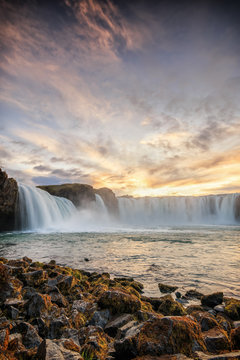 Godafoss, Islande, ber&uuml;hmter Wasserfall in Island