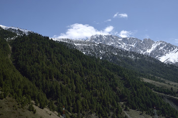 Fototapeta na wymiar Incredible Kashmir valley