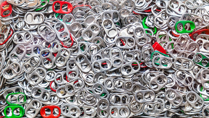 Lacres de latas de refrigerante e cerveja