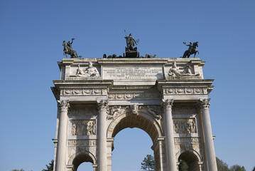 Fototapeta na wymiar Milan, Italy - April 17, 2018: View of 'Arco della Pace'