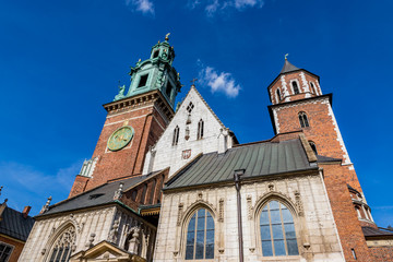 Le château du Wawel et Basilique Cathédrale Saints-Stanislas-et-venceslas de Cracovie