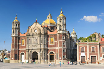 Fototapeta na wymiar The Basilica of Our Lady of Guadalupe, roman catholic church in Mexico City, Mexico.