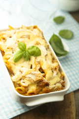 Pasta bake with pumpkin