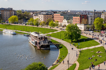 Vue sur le Vistule et Cracovie du haut du Château du Wawel