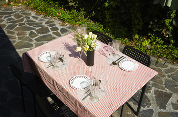 table setting 