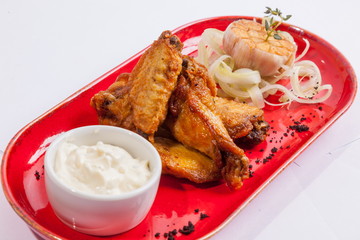 chicken wings with sauce