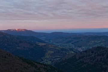 Fototapeta premium Lever du soleil dans les Vosges