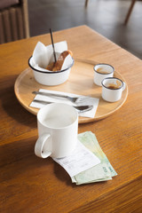 Coffee Bill and Money Change