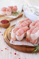 Raw meat paupiettes