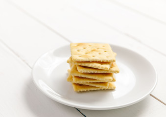 crackers with condensed milk and fruit, breakfast