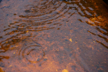 textura abstracta de oxido, lluvia, circulos  