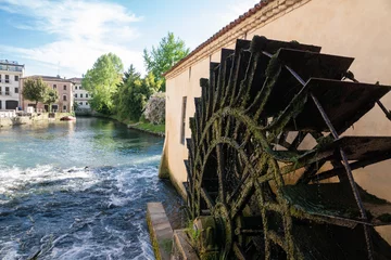 Photo sur Plexiglas Moulins la roue du moulin à Portogruaro